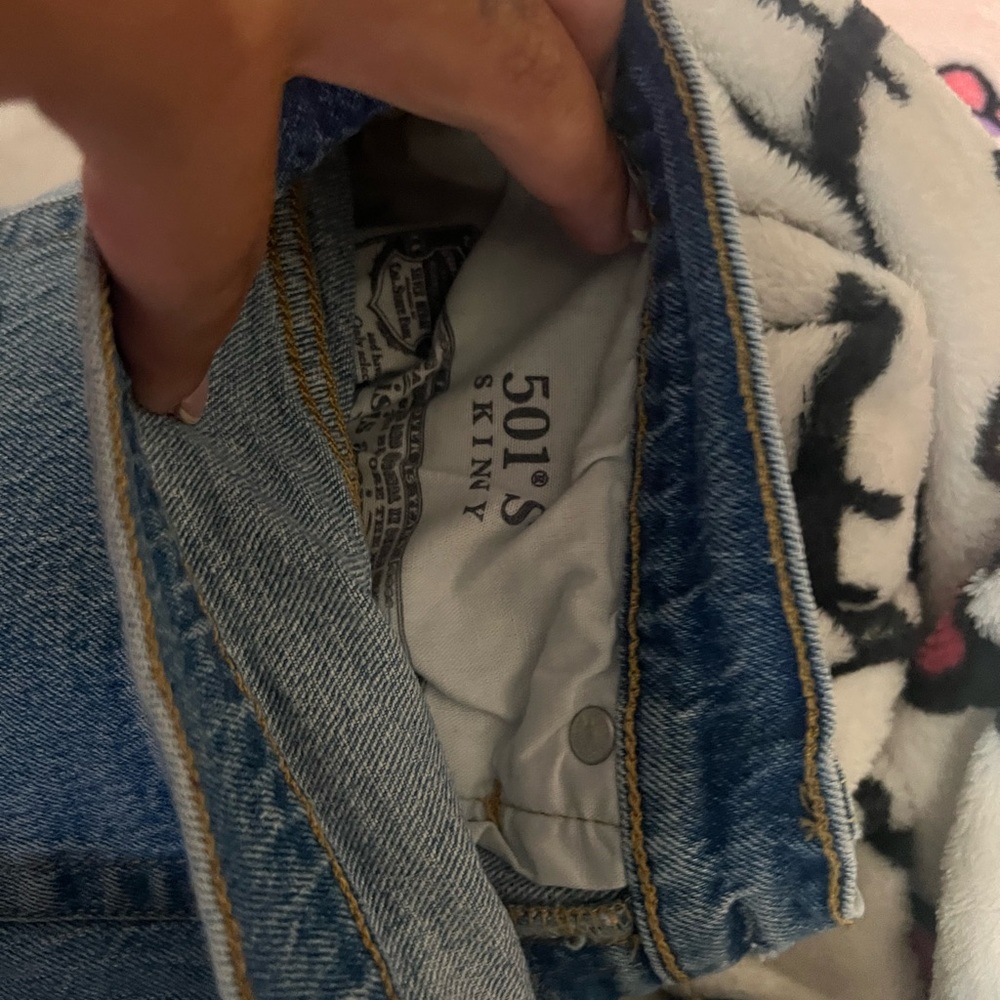 501 S Skinny Blue Jeans